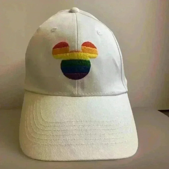 Disney Mickey Hat - Picture 1 of 1